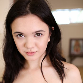 Lily Rei