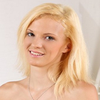 Leah Moon